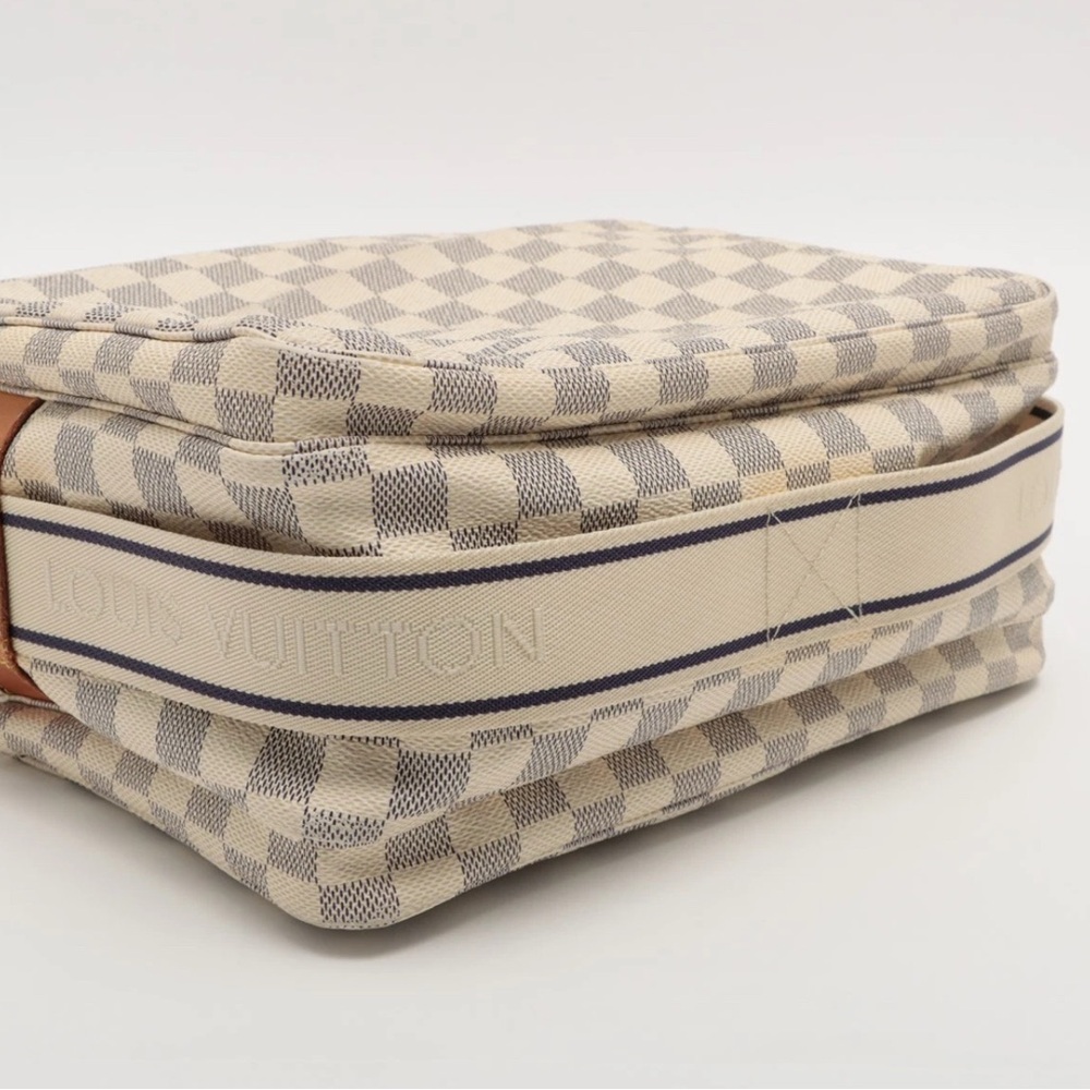 Louis Vuitton Damier Azure Naviglio Messenger Bag - N51189 - Picture 4 of 14